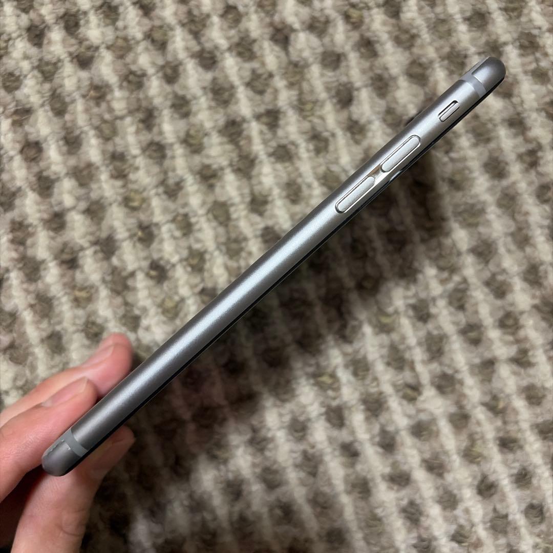 美品　iPhone6s 128GB スペースグレー　SIMフリー　1-30