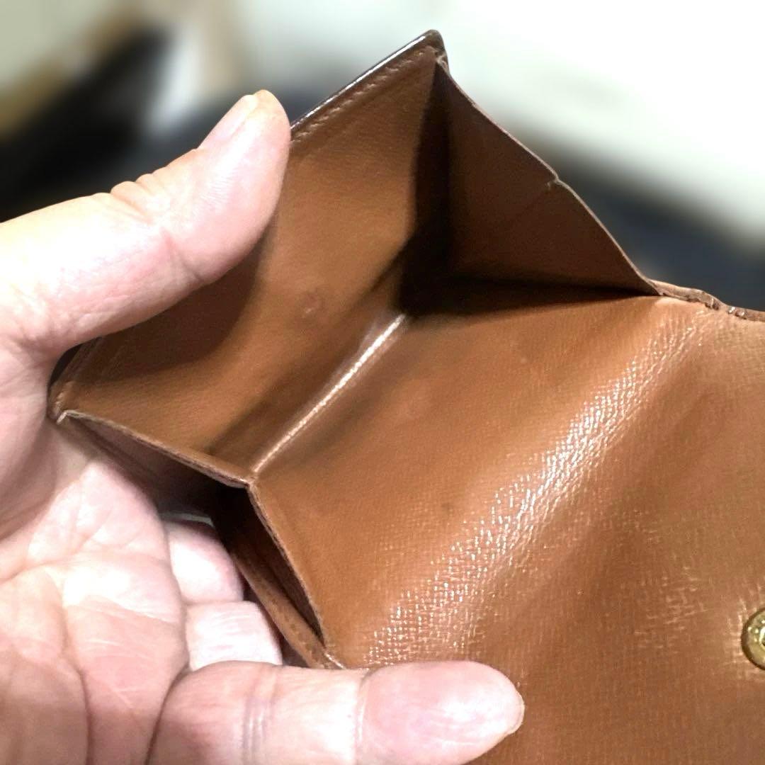 11★在庫セール/良品 ♪モノグラム Wホック折財布