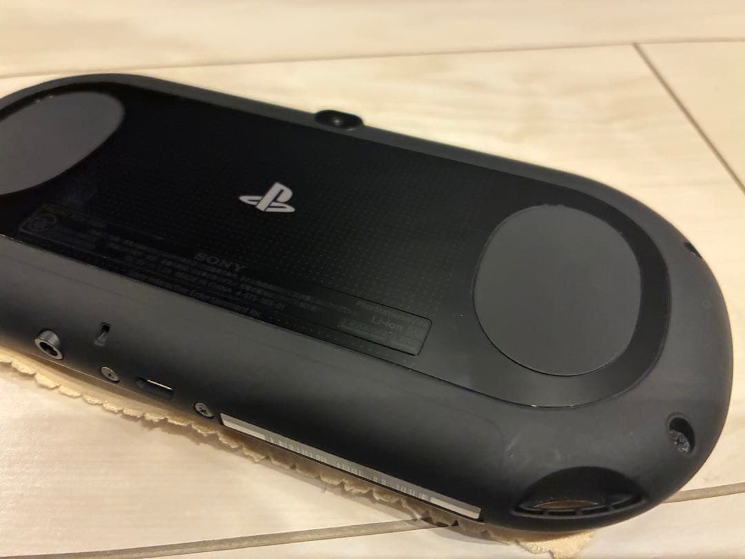 SONY PlayStationVITA PCH-2000 ブラック