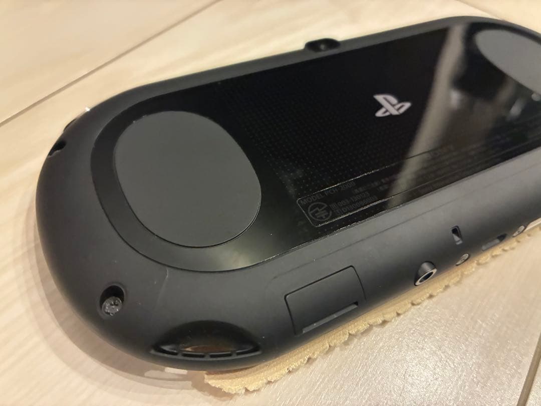 SONY PlayStationVITA PCH-2000 ブラック