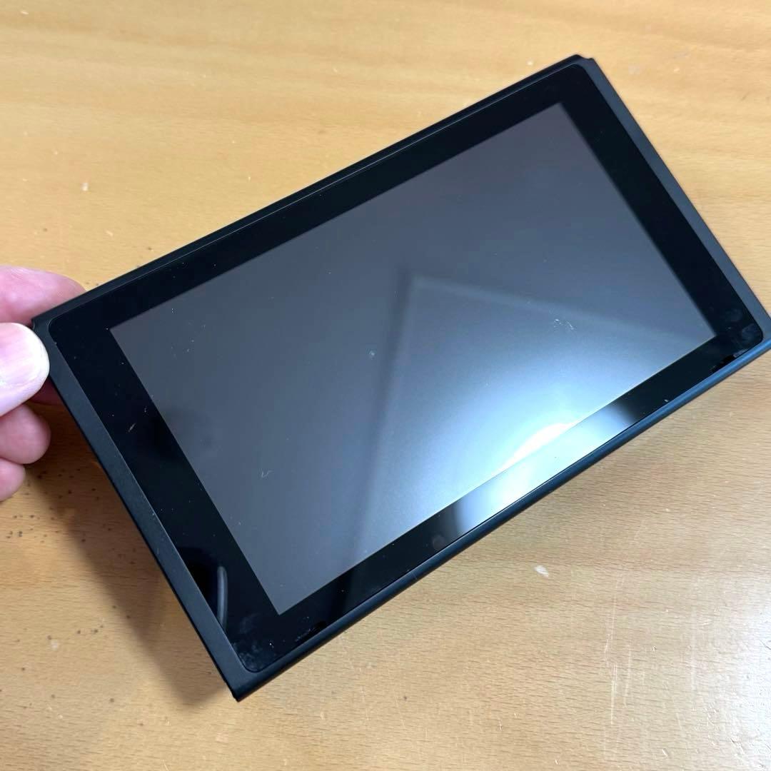 【完品】 ニンテンドースイッチ 本体 2020年製 Switch