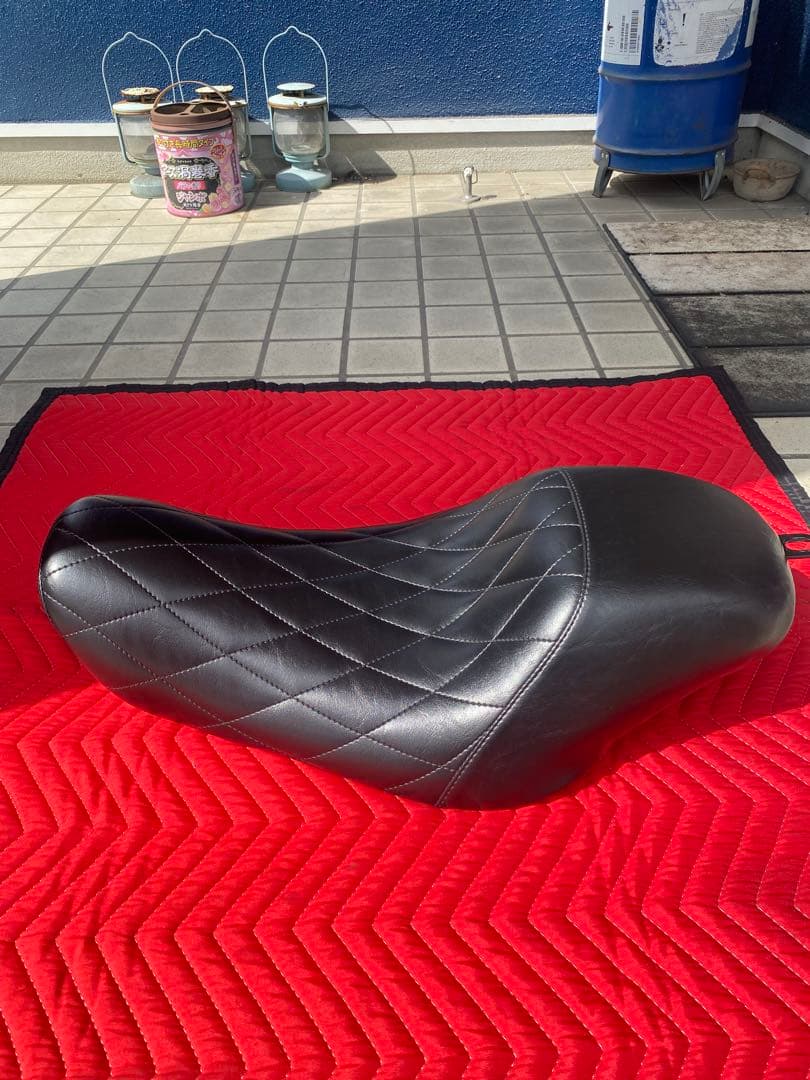 ラペラベアボーンズ ソロシート(ゲル入り)スポーツスター