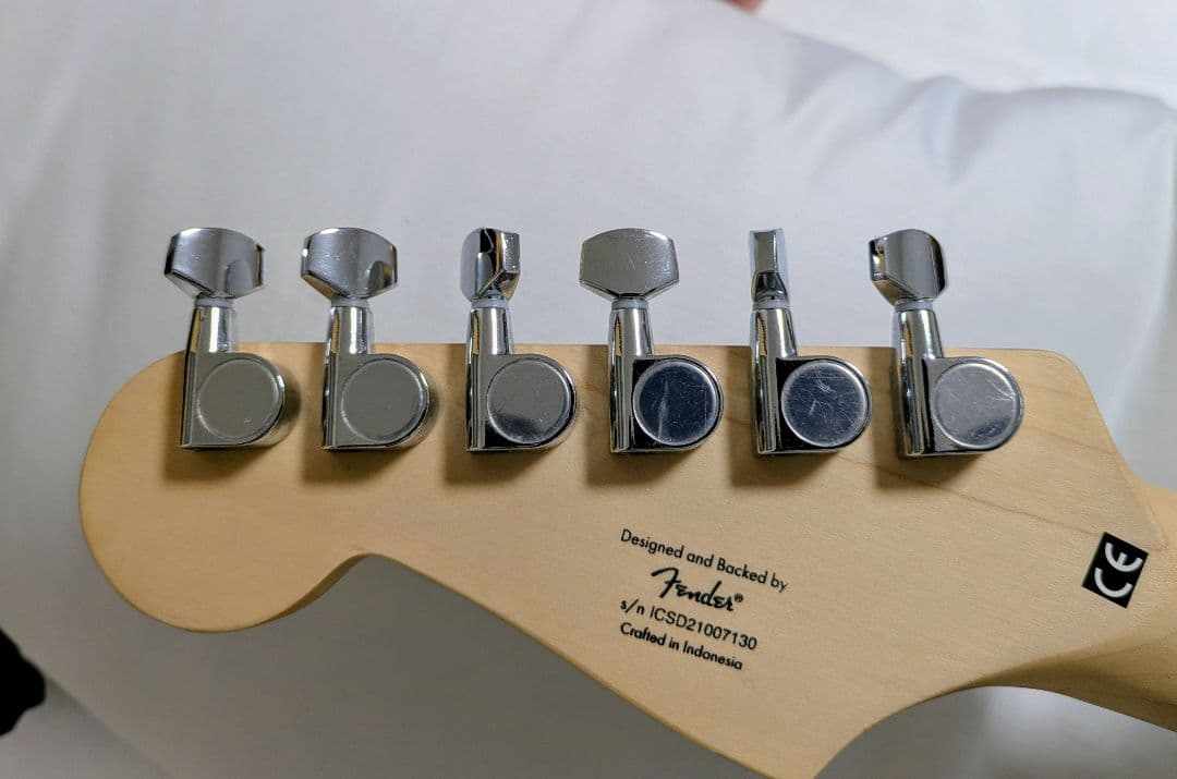 B*B様 Squier Stratocaster ケース付き、アクセサリー