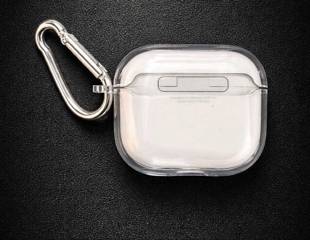 【美品】AirPods 4 ノイズキャンセル搭載　カバー付き