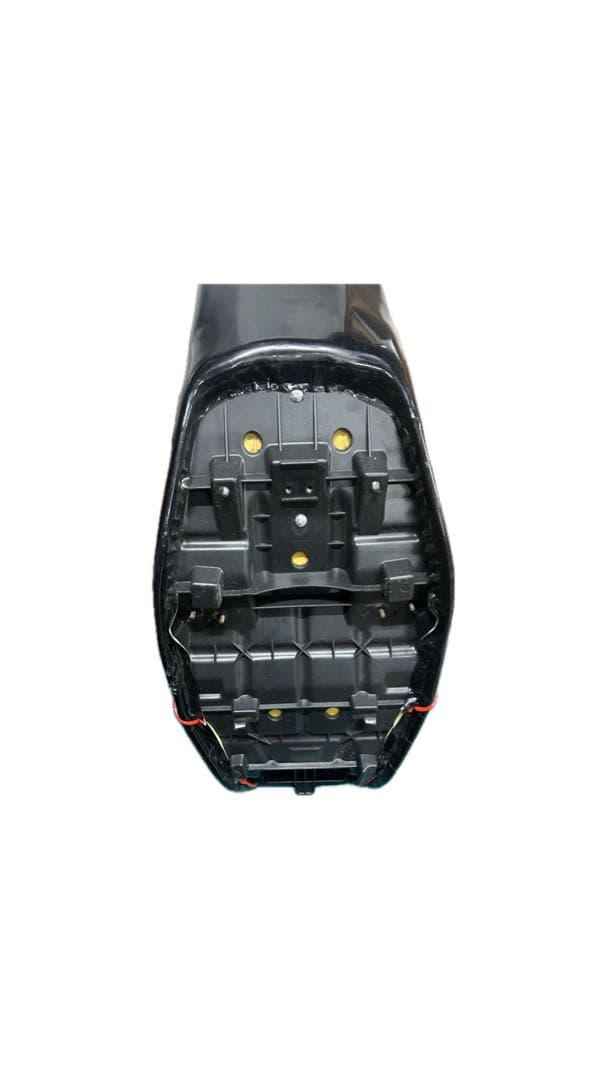 ゼファー400 三段シート　中古　実動車外し　zephyr