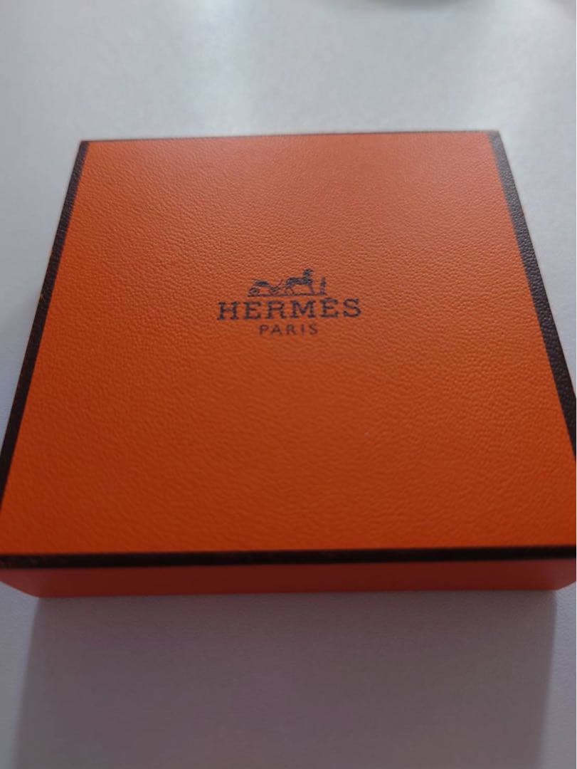 エルメス　HERMES チークカラー　プードル　ソワイユーズ28