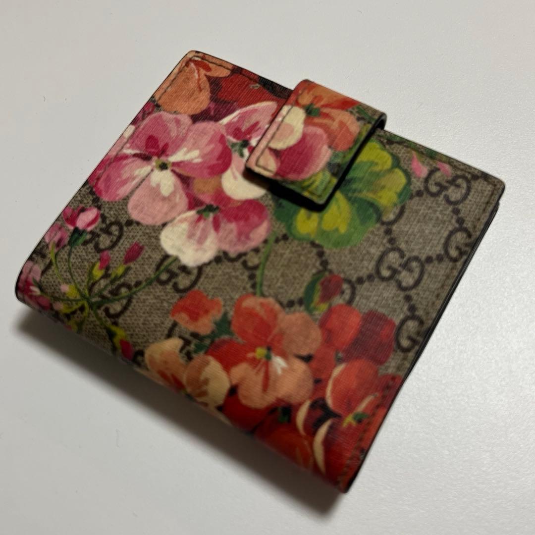 【希少】GUCCI グッチ GGブルームス フローラ 花柄 財布 二つ折り
