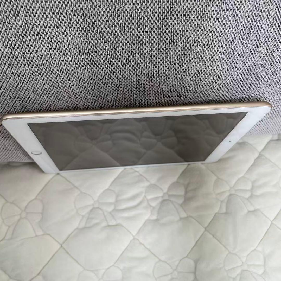 ipad 第5世代 9.7 inch大画面　32GB 大容量　中古品（本体のみ）