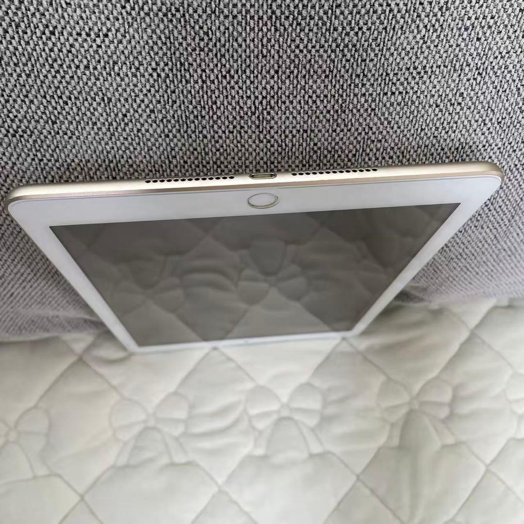 ipad 第5世代 9.7 inch大画面　32GB 大容量　中古品（本体のみ）