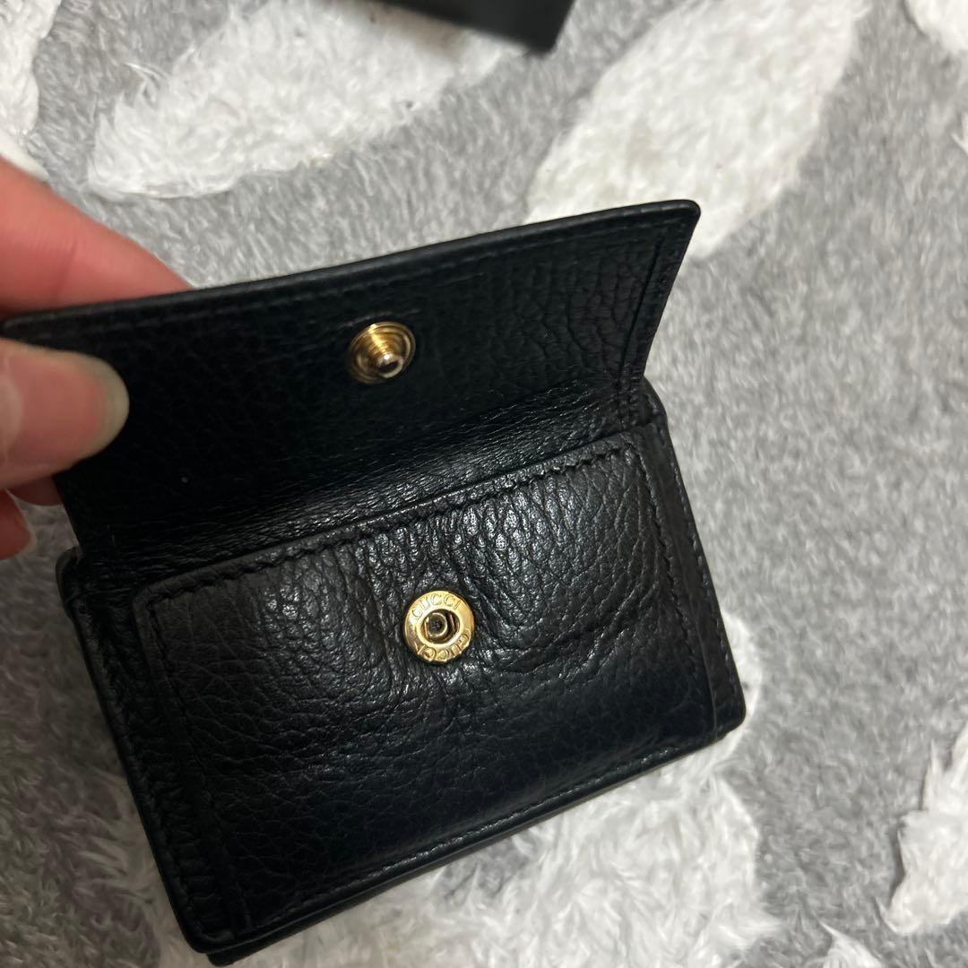 GUCCI ブラックレザー 三つ折り財布箱、袋付き