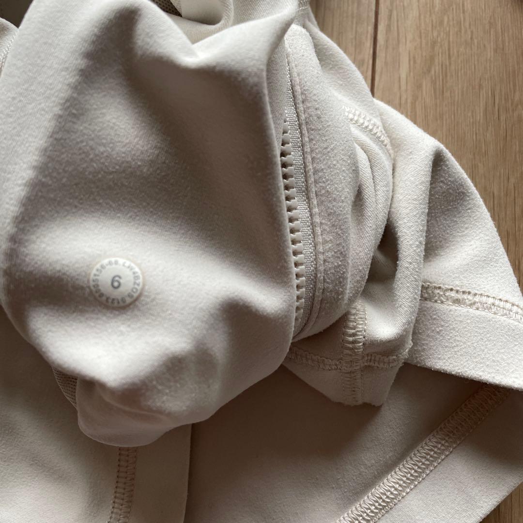 Lululemon 6 【タグ無し】