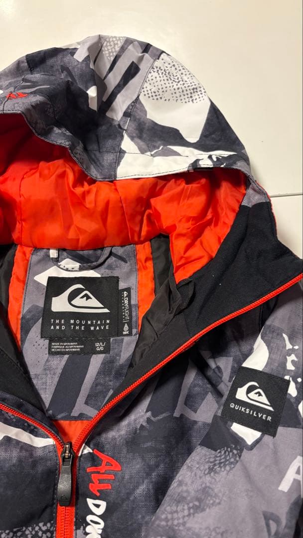 【値下げ】上下Quiksilver スキーウェア子ども用　12/L 150cm