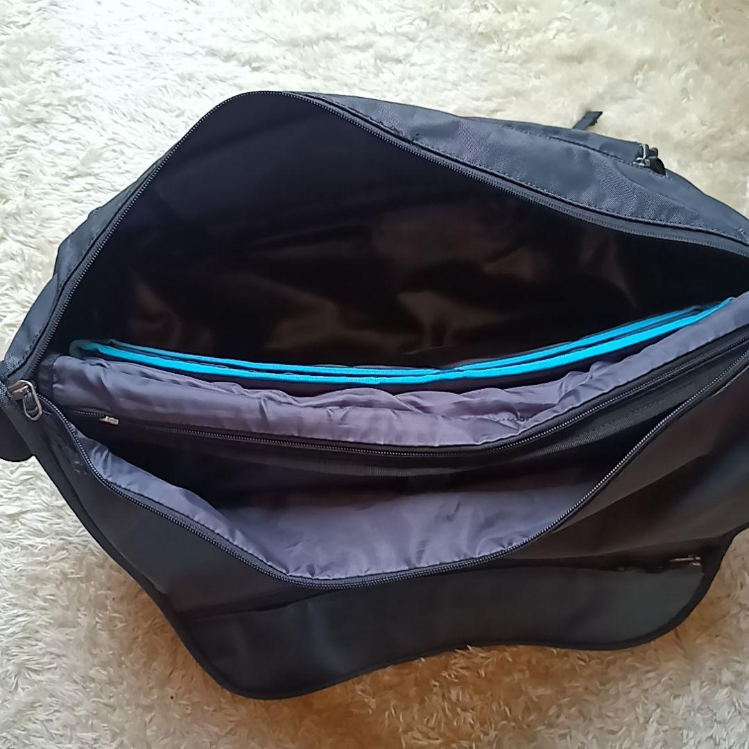 スーリー Thule Covert DSLR Messenger カメラバッグ