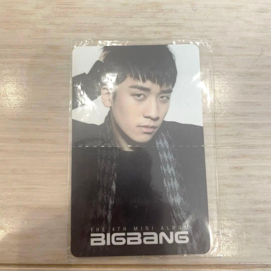美品　BIGBANG V.I スンリ　CD アルバム　トレカ　ポストカード