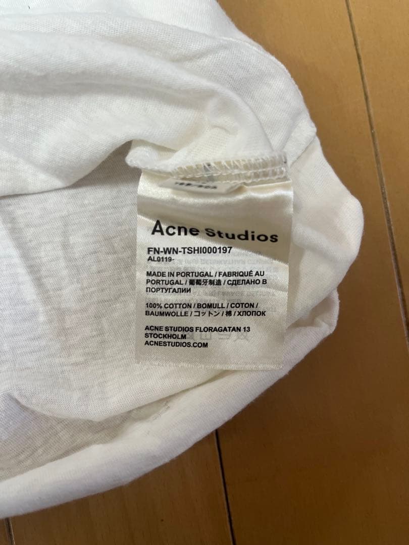 Acne Studios ホワイト Tシャツ FN-WN-TSH000197