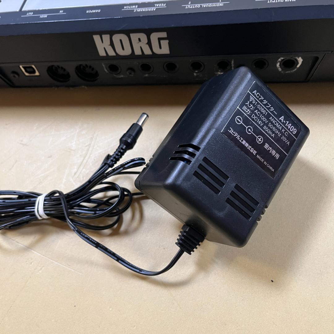 KORG X50 シンセサイザー 61鍵盤 コルグ キーボード