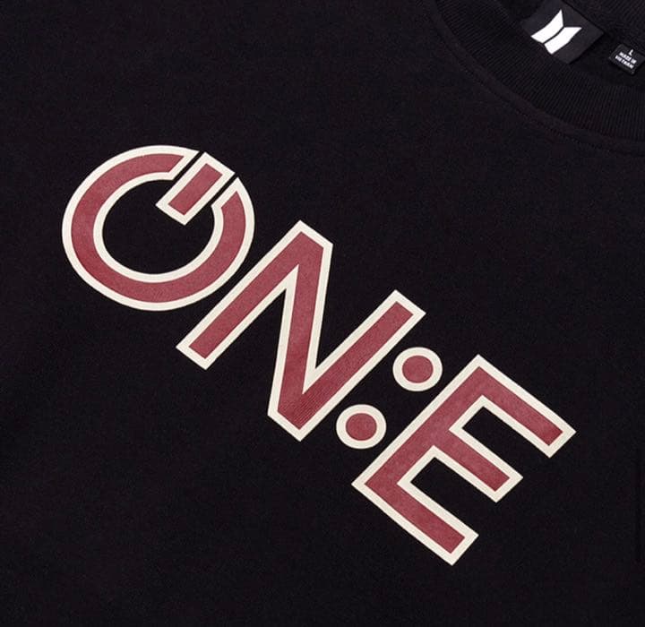 BTS MOS ONE スウェット トレーナー