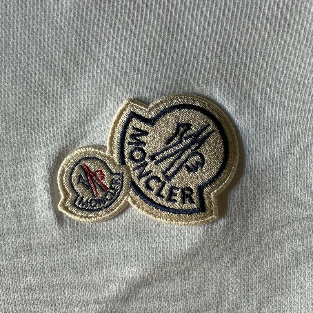 美品⭐︎人気デザイン モンクレール MONCLER Tシャツ 刺繍ロゴ 希少XL