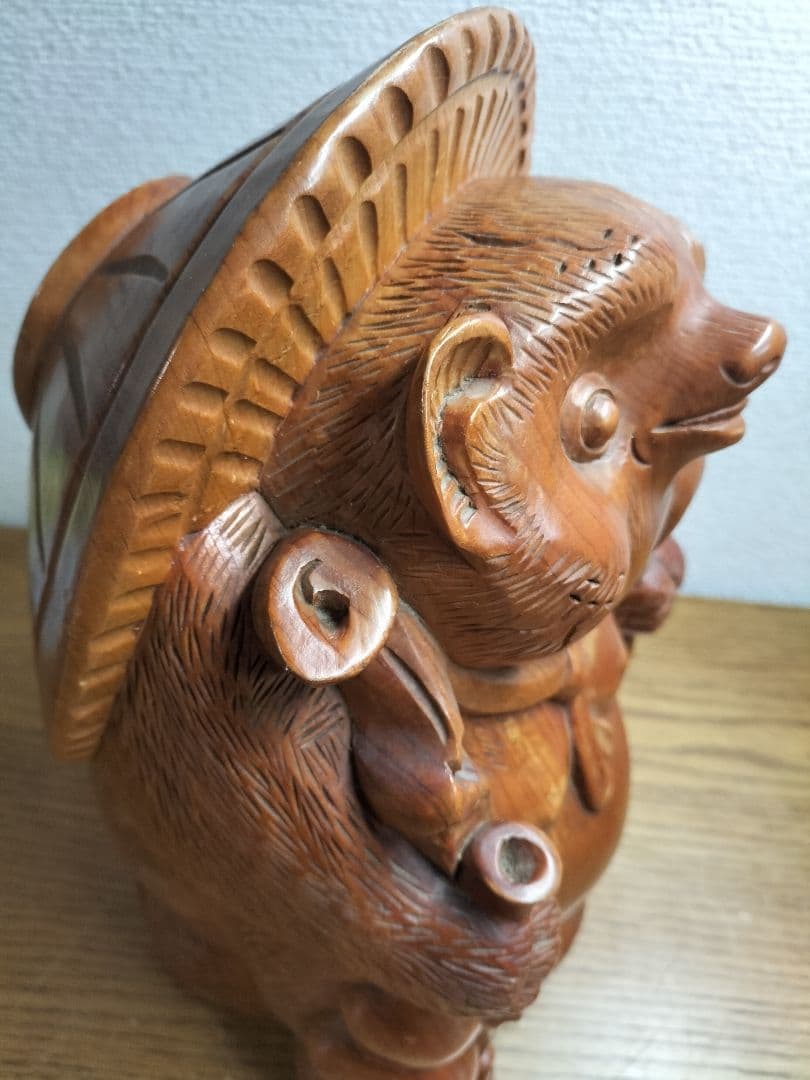 木製　狸の一刀彫りの彫刻　最終値下げ