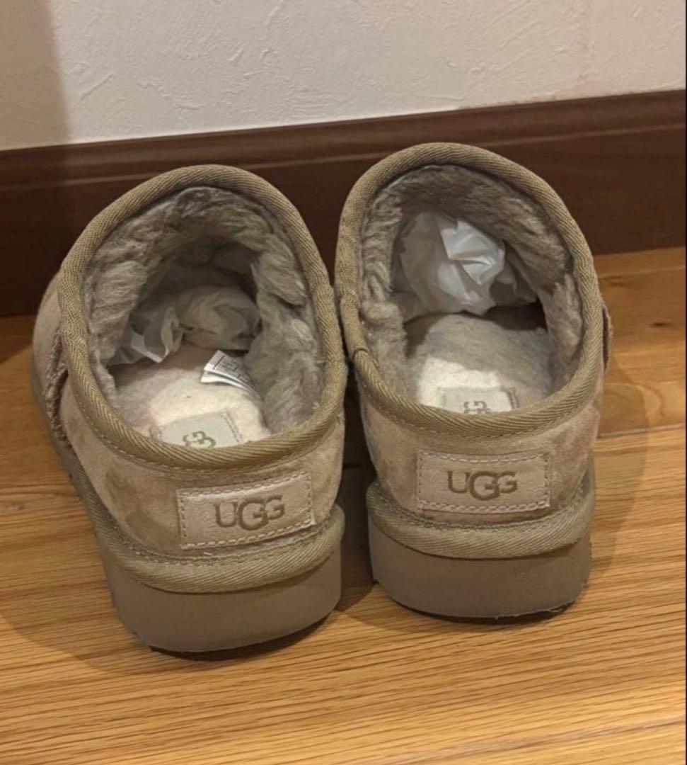 最終値下げ　UGG CLASSIC SLIPPER