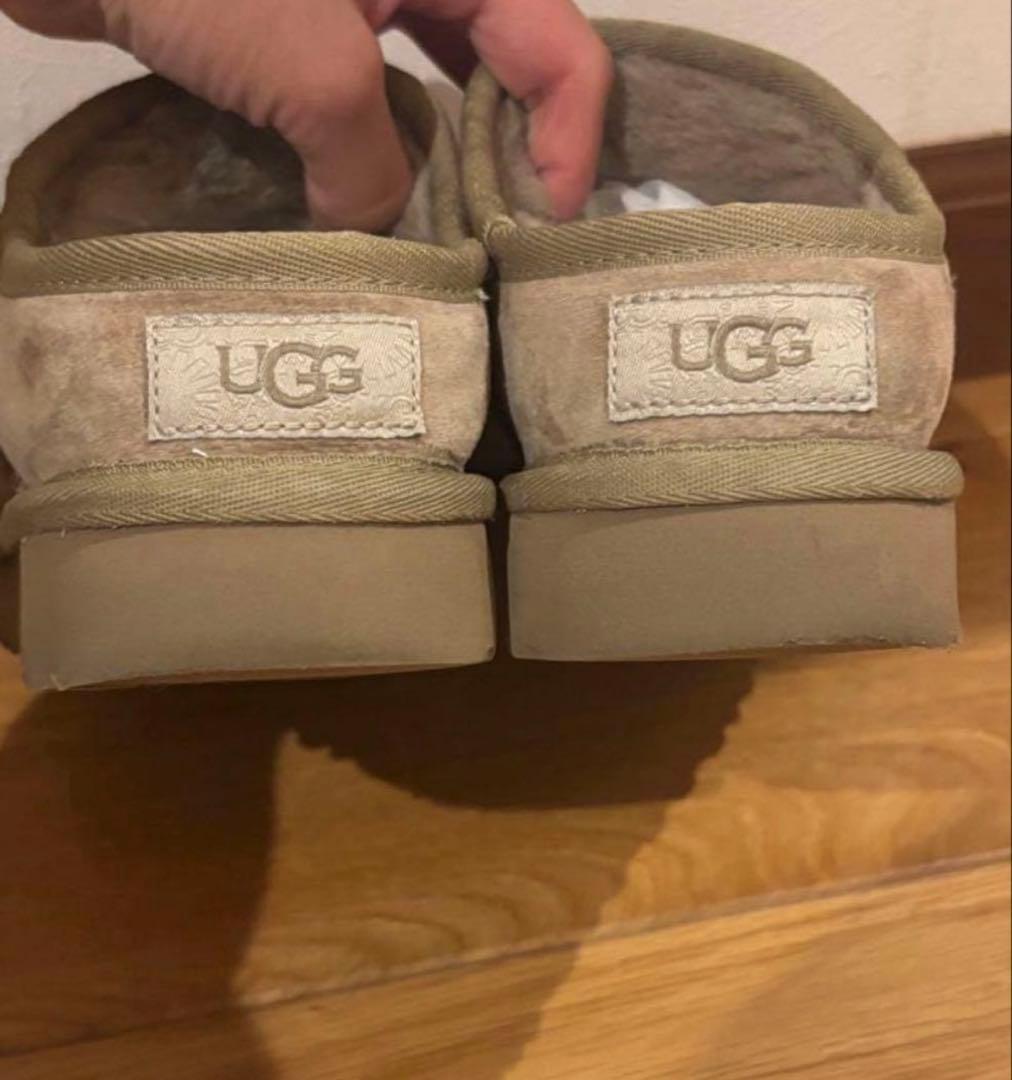 最終値下げ　UGG CLASSIC SLIPPER