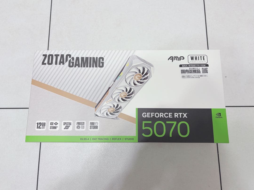 グラフィックボード・グラボ・ビデオカード ZOTAC RTX 5070 AMP White Edition