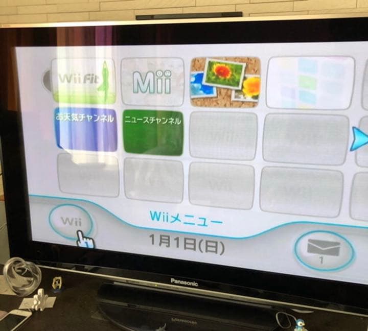 Wiiの本体・リモコン・バランスWiiボード・Wiiフィットの セット