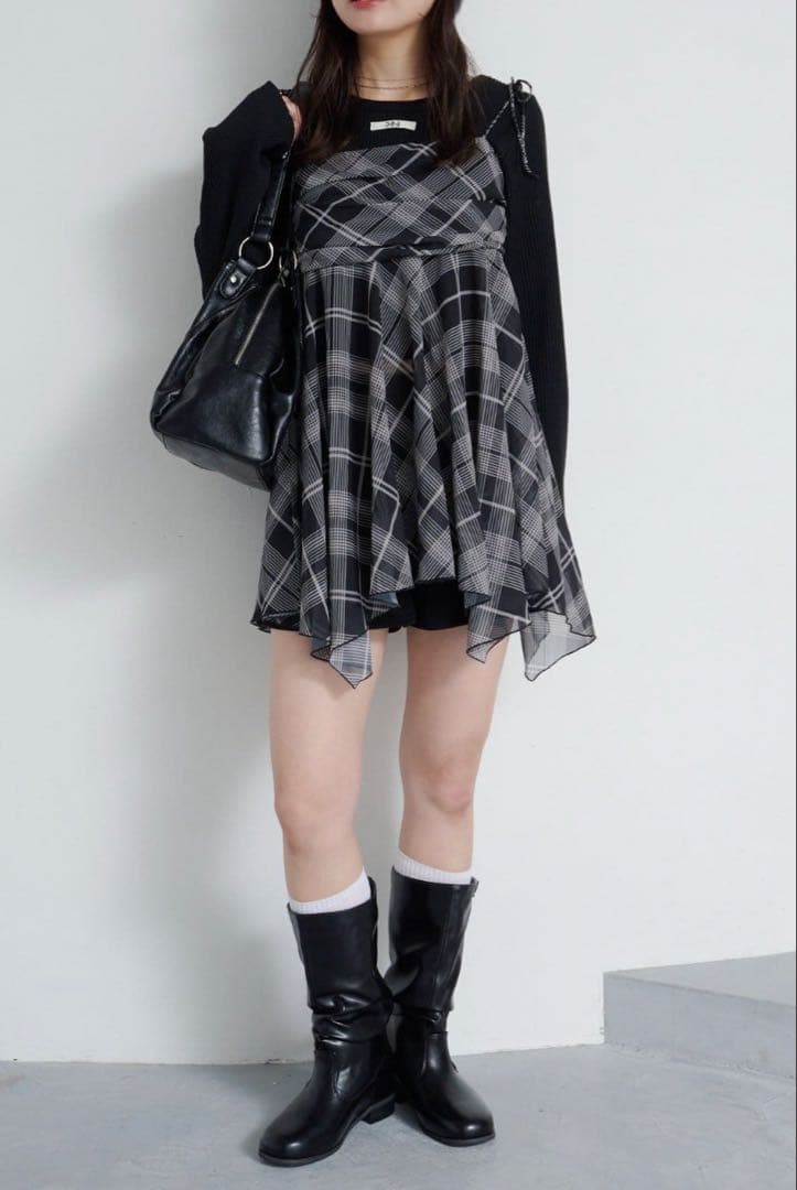 新品 タグ付き Kastane チェックアシメチュニック ブラック キャミソール