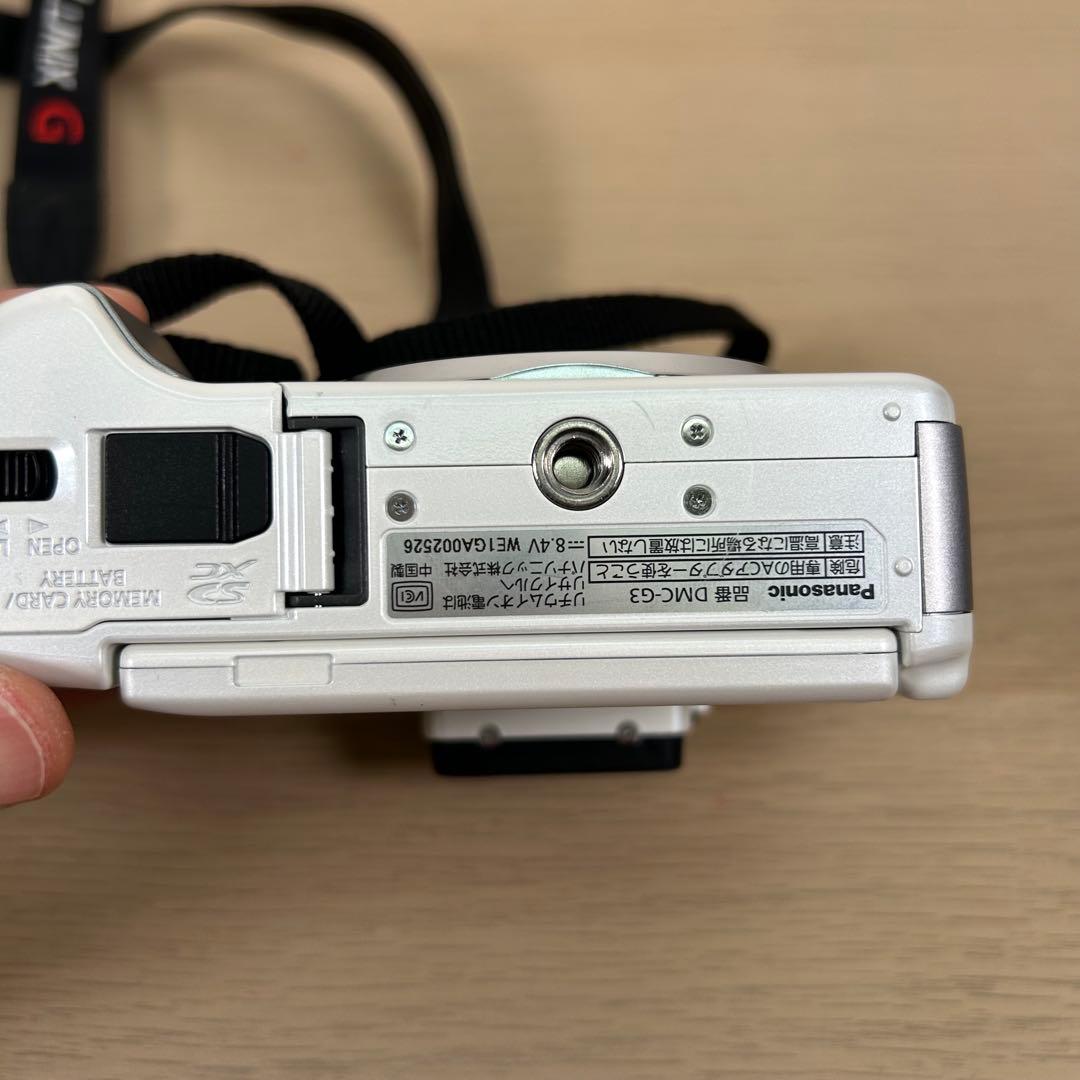 Panasonic LUMIX DMC-G3 一眼カメラ　B286
