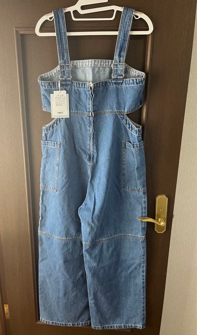 シールームリン　サイドカッティングデニムサロペット⭐︎新品タグ付き⭐︎