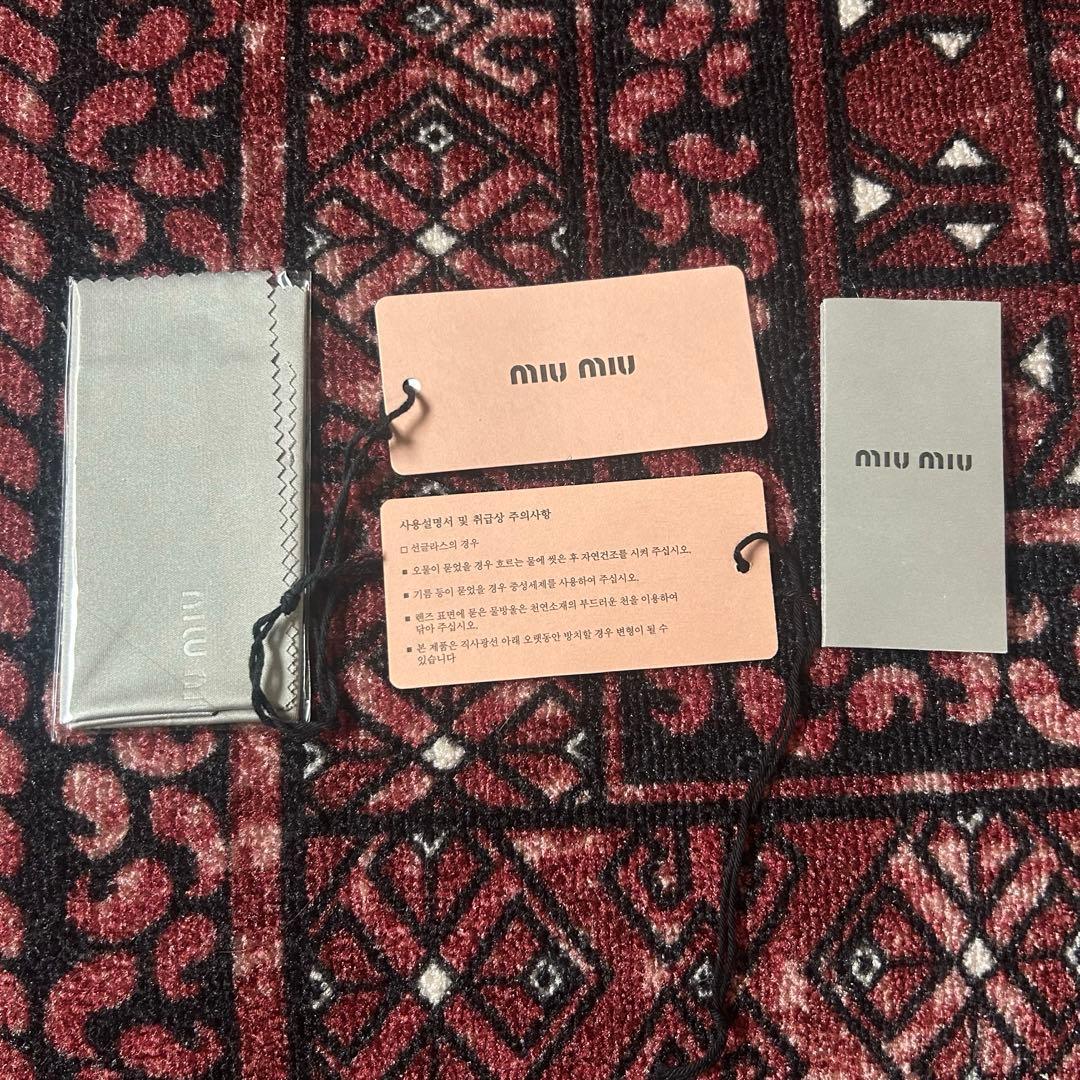 miu miu ブラウン スクエア サングラス