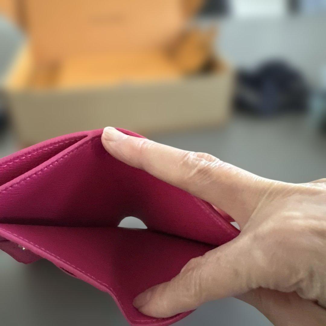Louis Vuitton 二つ折り財布 ポルトフォイユ.リサ