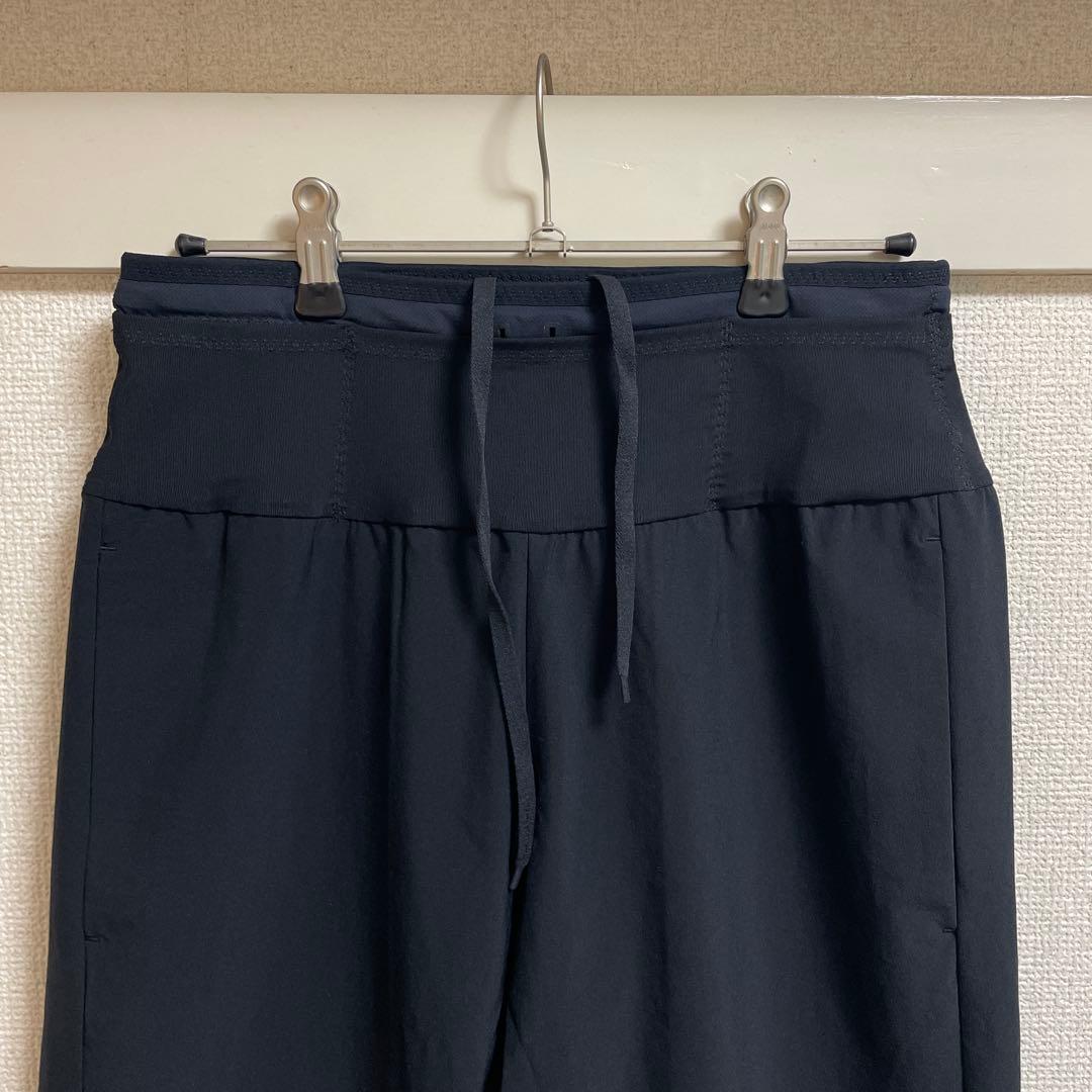 美品★バーブライトランニングパンツ M NB82173 ブラック ノースフェイス