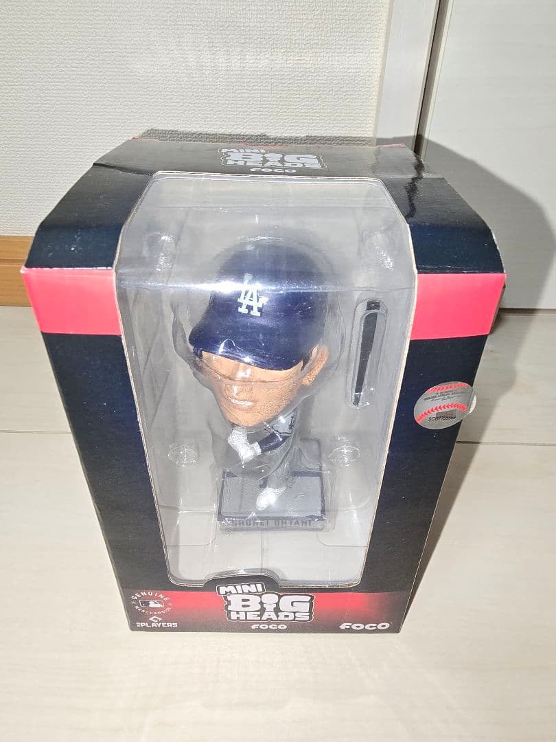 じ*こ様 大谷翔平　ドジャース　シリアルナンバーあり　FOCO　ボブルヘッドミニ