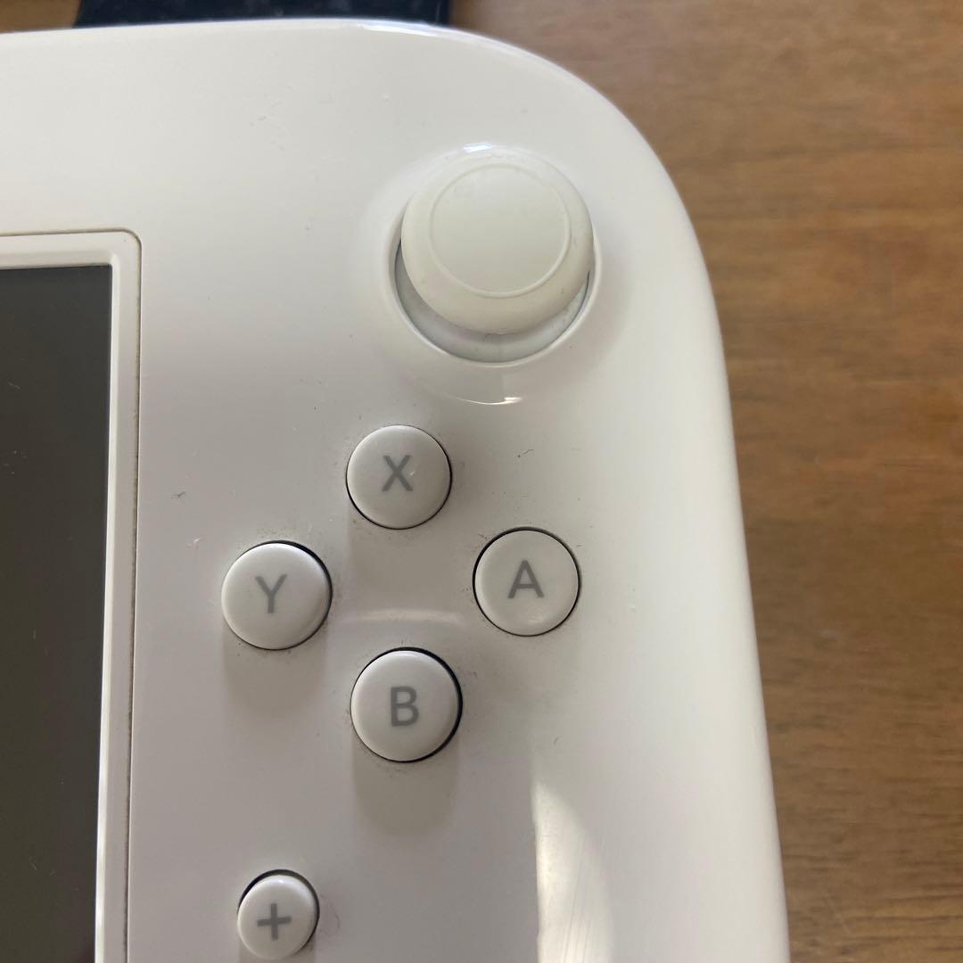 Wii Uベーシックセット　Wiiリモコンプラス追加パック　リモコン　ヌンチャク