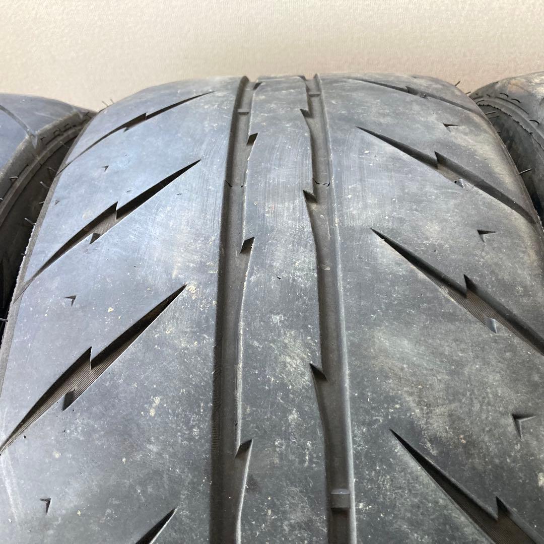 255/40R18 シバタイヤ