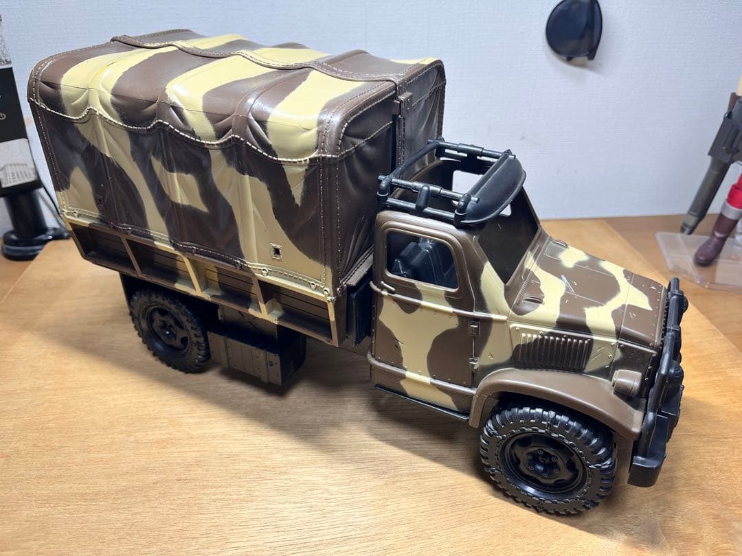 トゥルーヒーローズ 兵員輸送車 軍隊おもちゃ　ミリタリーフィギュア