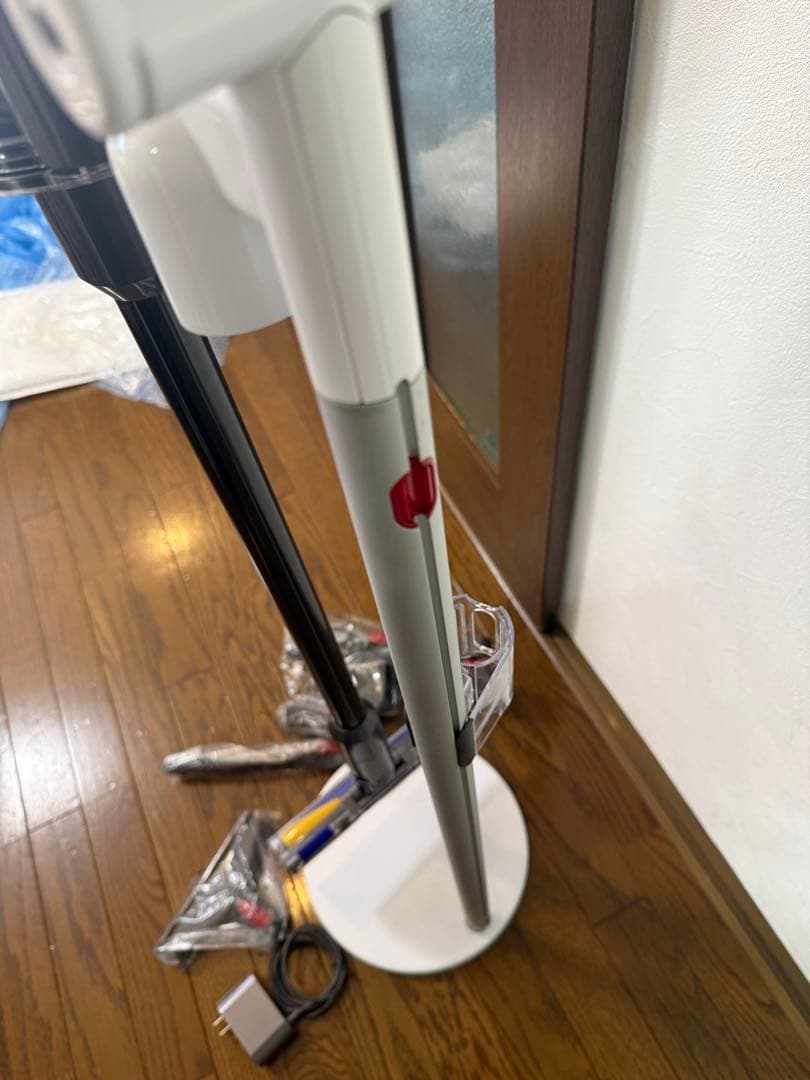 ノリカ　ダイソンV12 SV30 コードレス掃除機 分解清掃済み②