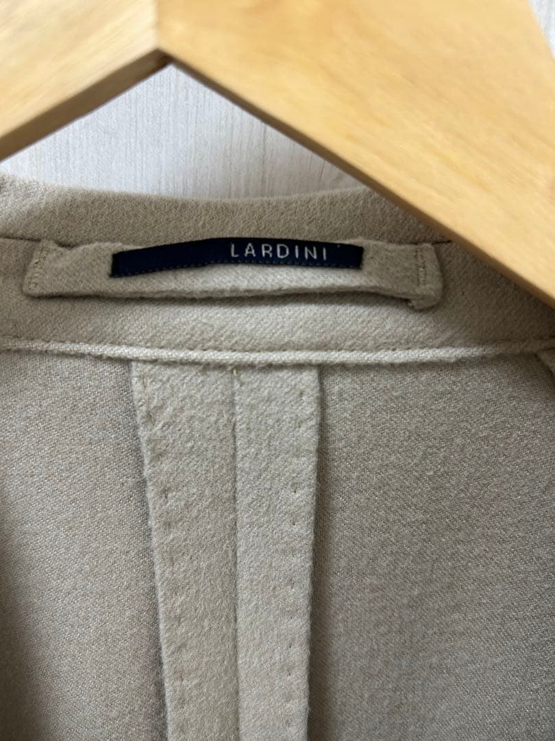 【美品】LARDINI ジャケット ベージュ　サイズ46 ※大幅お値下げ中