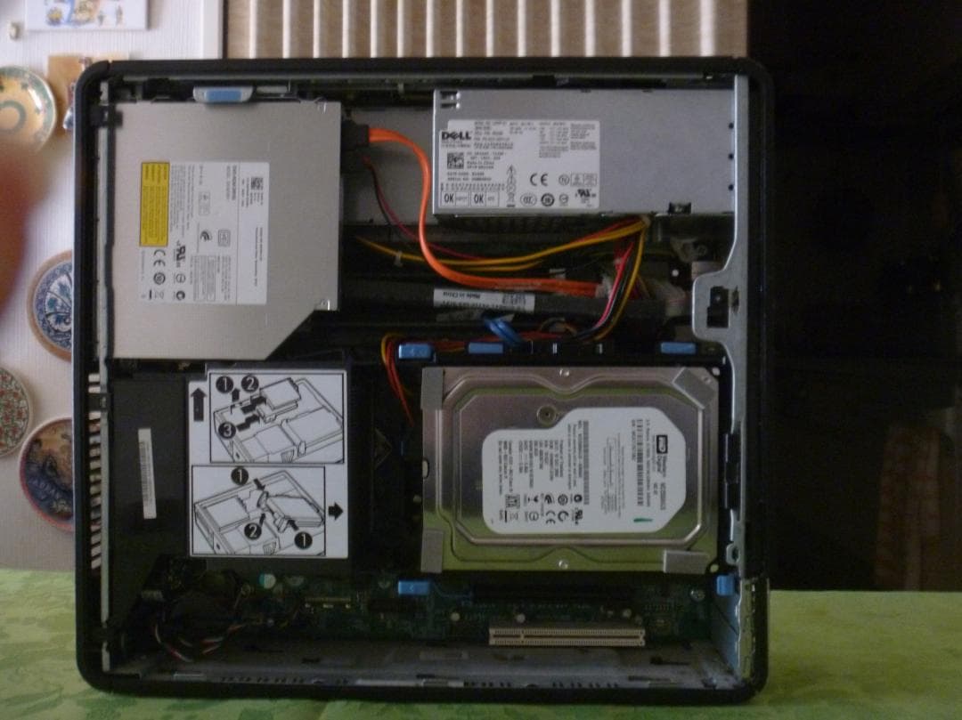 DELL OPTIPLEX 780Core2Duo メモリ４GBHDD250GB