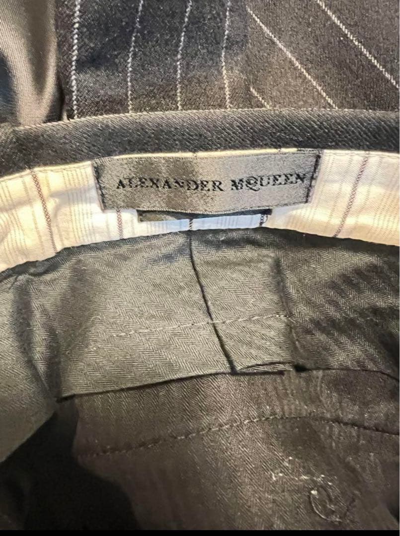アレキサンダー・マックイーン ストライプセットアップ(値下げあり)