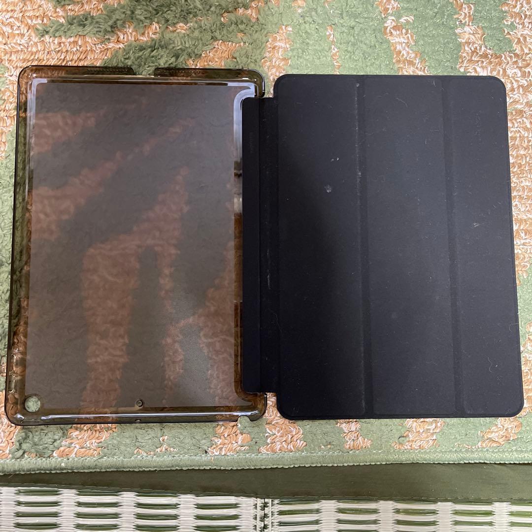 [カバー付]iPad 第7世代 32GB シルバー Wi-Fi 極美品