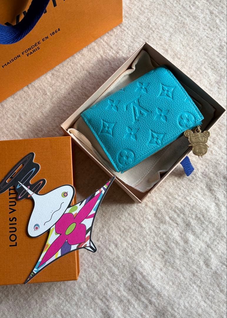 ✨【極美品】ルイ・ヴィトン×村上隆 ポルトフォイユ・リサ カビラブルー 折り財布