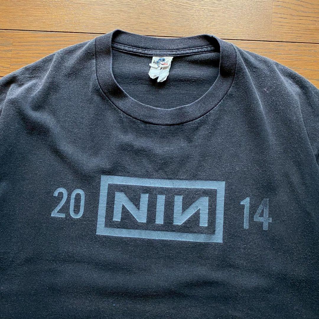 トップス Nine Inch Nails Band T-shirt