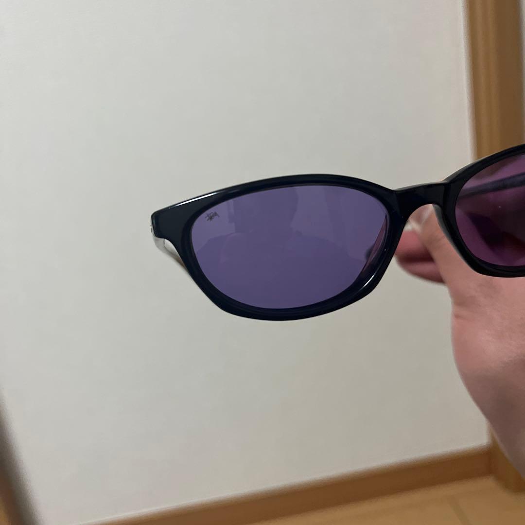 柴田ひかり着用old stussy Richie sunglasses