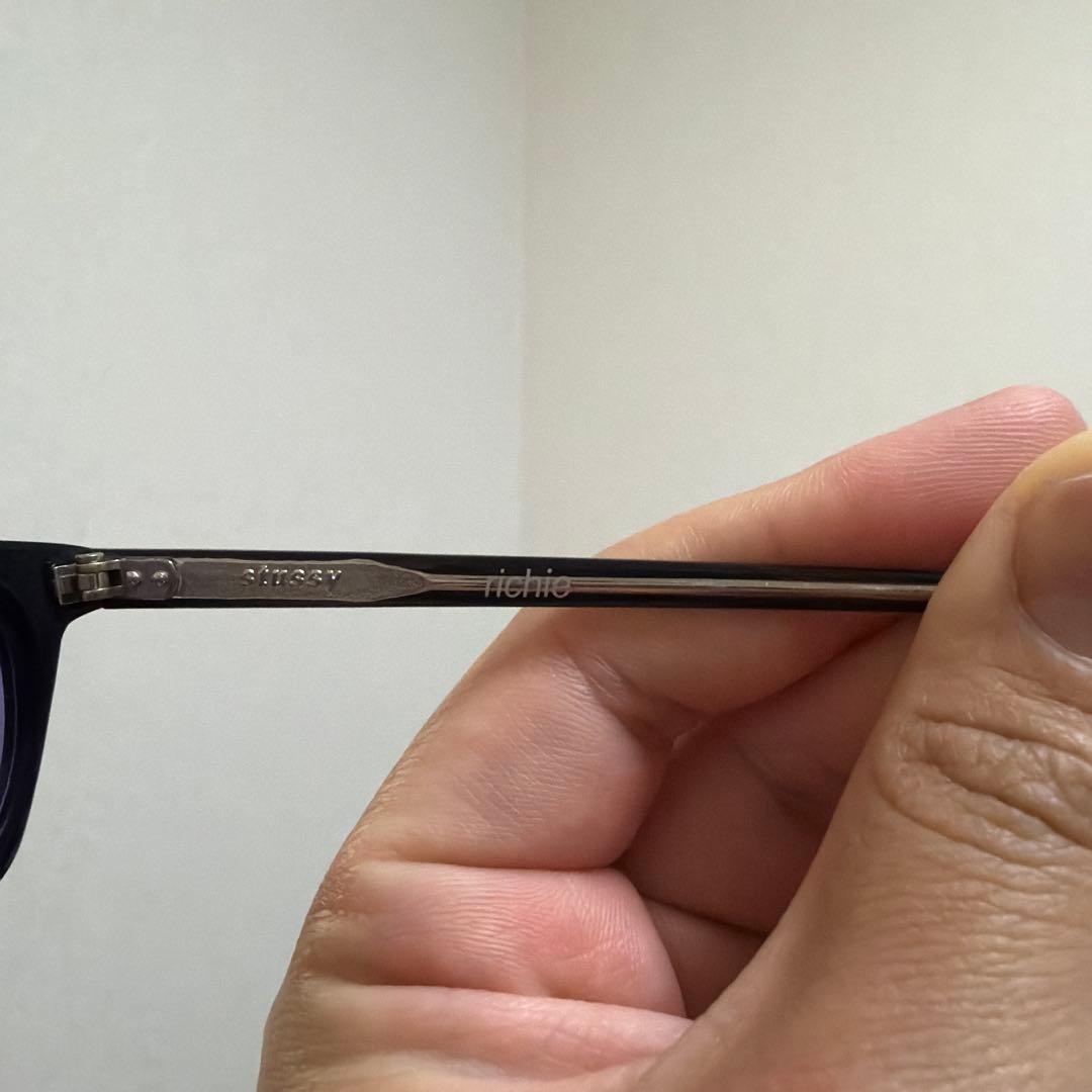 柴田ひかり着用old stussy Richie sunglasses