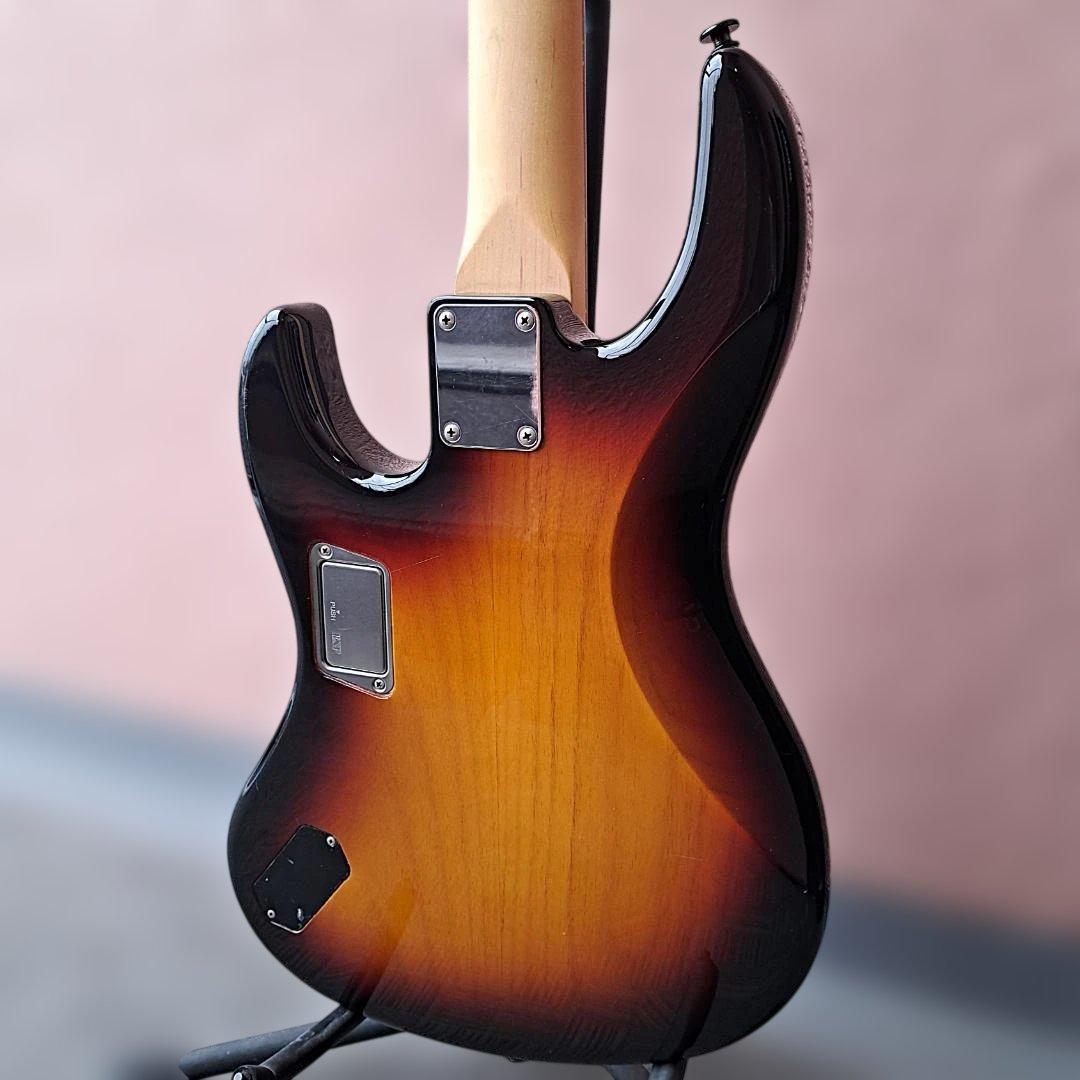 ■edwards E-AM-120R AMAZE アメイズ エドワーズ ジャズベ