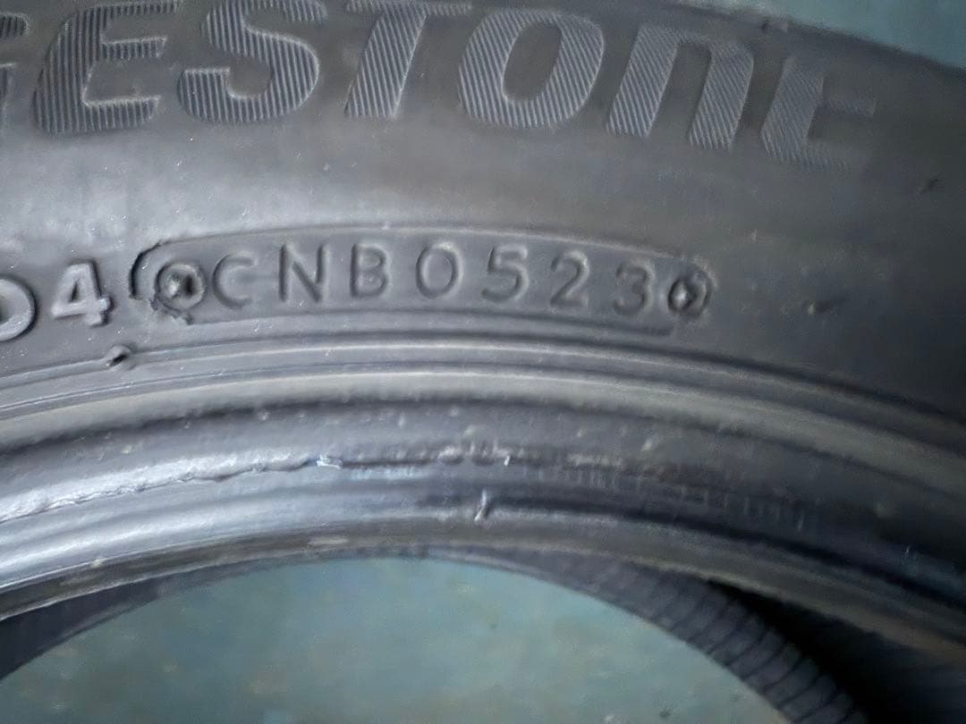 ブリヂストンサマータイヤ185／55R15 82V
