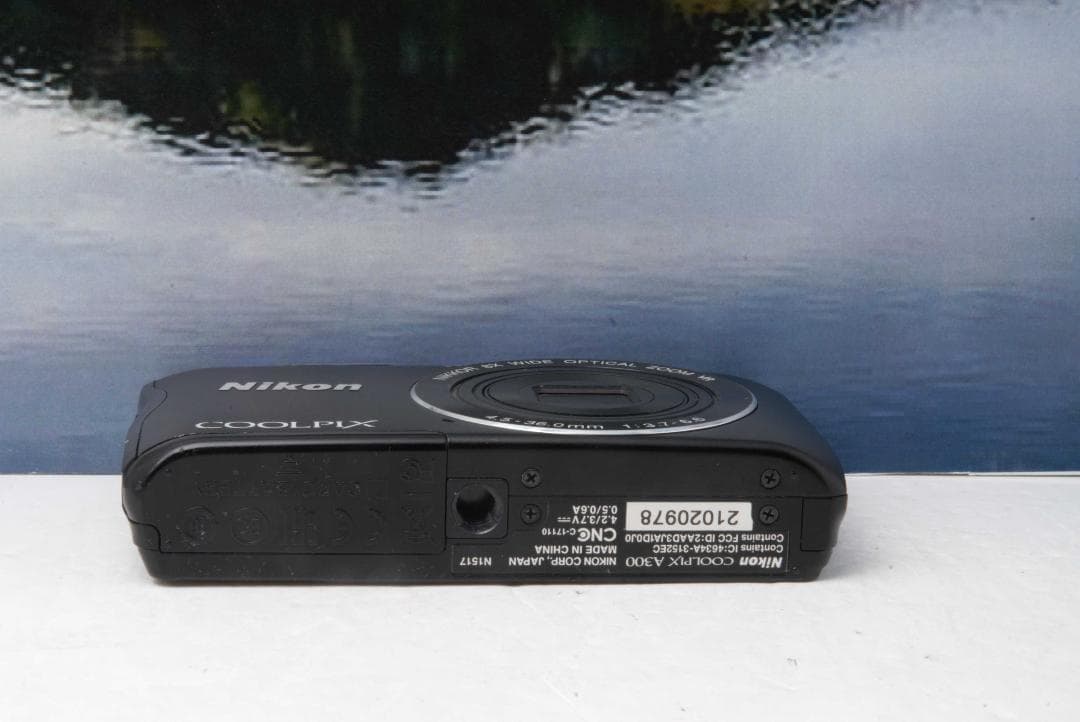 【美品】ニコンNikon coolpix A300 デジカメ