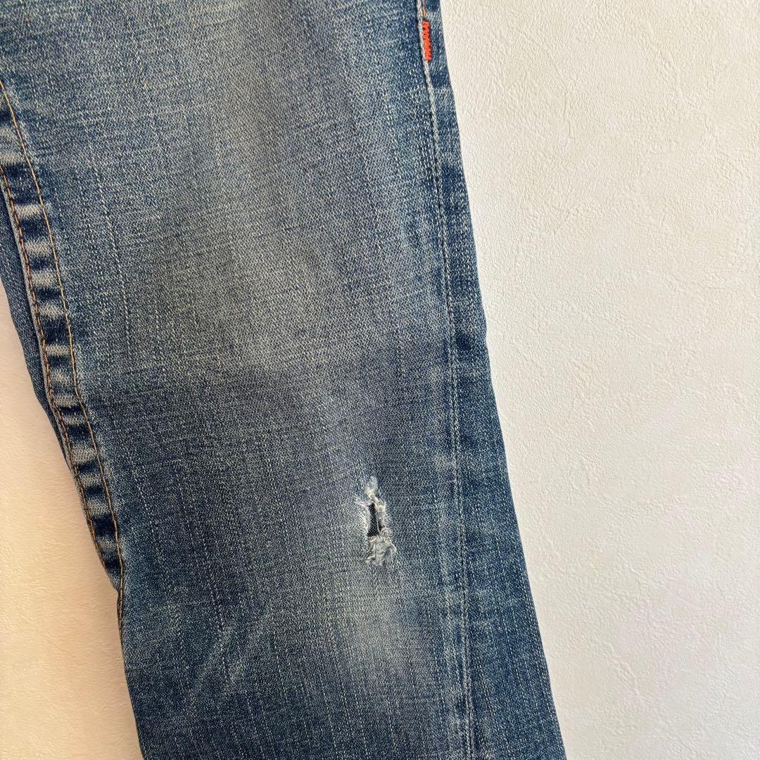 【TRUERELIGION】28 JOEY フレアデニムパンツ